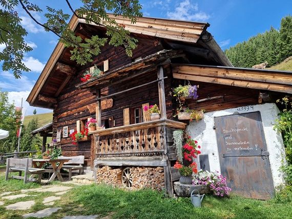 Circular hike Schützingalm